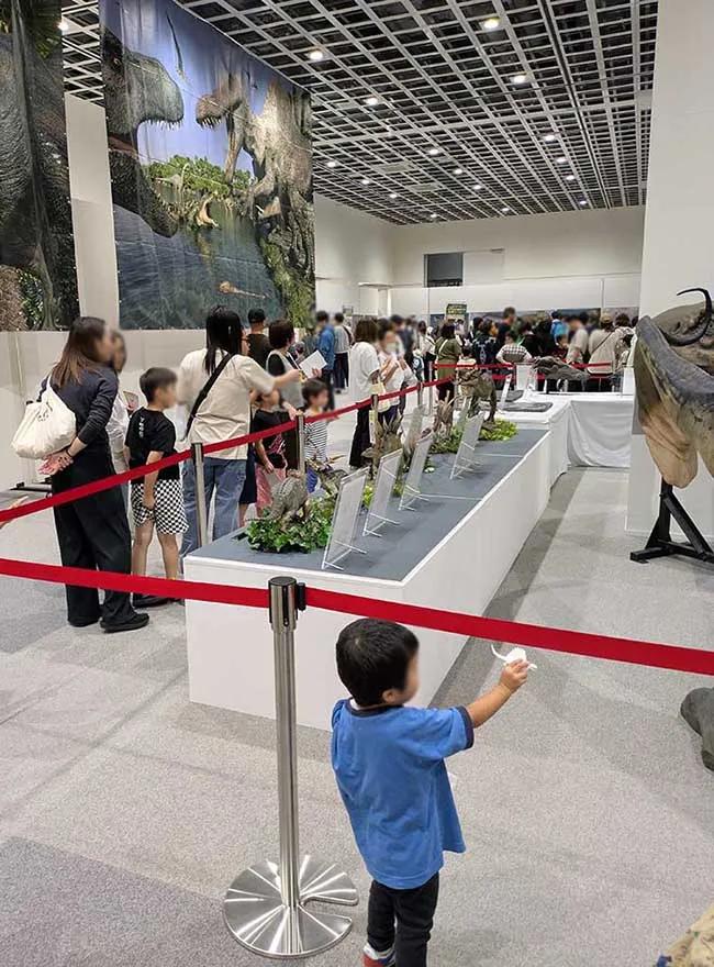 館内は毎日1,000人を超える来場者で大盛況！