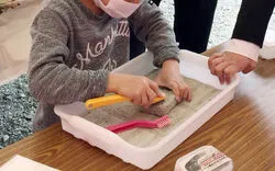 住宅展示場で化石発掘体験でイベント成功！ イベント成功例