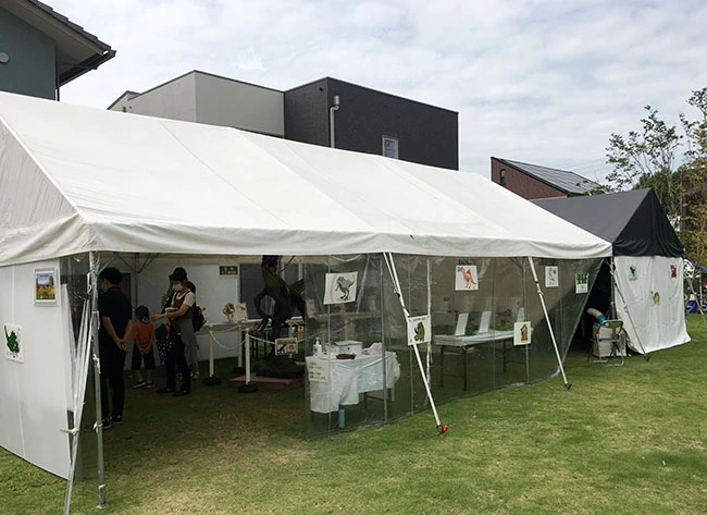 住宅展示場屋外テント内。３密回避をしながらスムーズにイベントを実行できました。